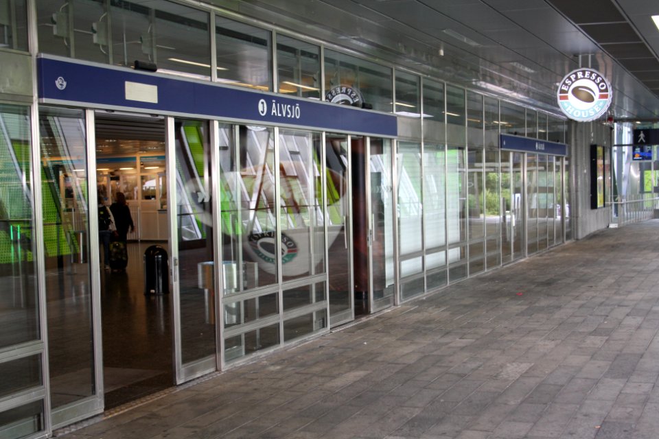 Älvsjö_station_-_augusti_-_9