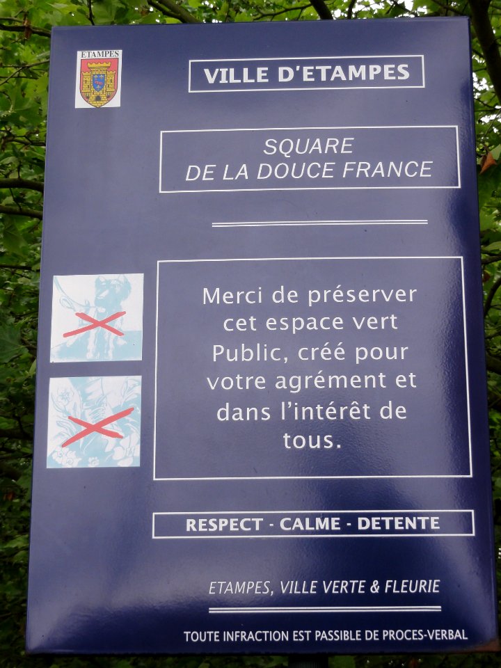 Étampes,_Square_de_la_Douce_France_(2)