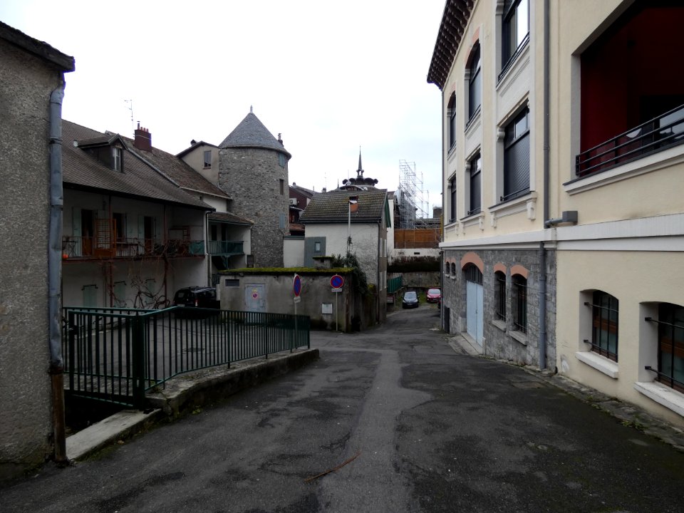 Évian-les-Bains_-_Impasse_des_Terreaux_-_Vers_l'est
