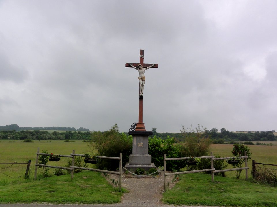 Éparcy_(Aisne)_croix_de_chemin