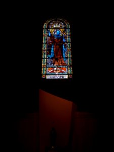 Église_Saint-Pothin_de_Lyon_-_Vitrail_-_Sainte_Geneviève