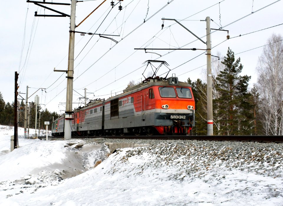 ВЛ10К-342,_Russia,_Chelyabinsk_region,_Floysovaya_-_Syrostan_stretch_(Trainpix_157113)
