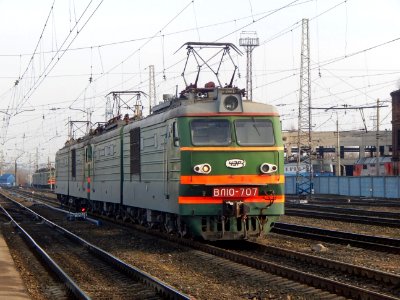 ВЛ10К-707,_Россия,_Самарская_область,_станция_Сызрань-I_(Trainpix_210564)