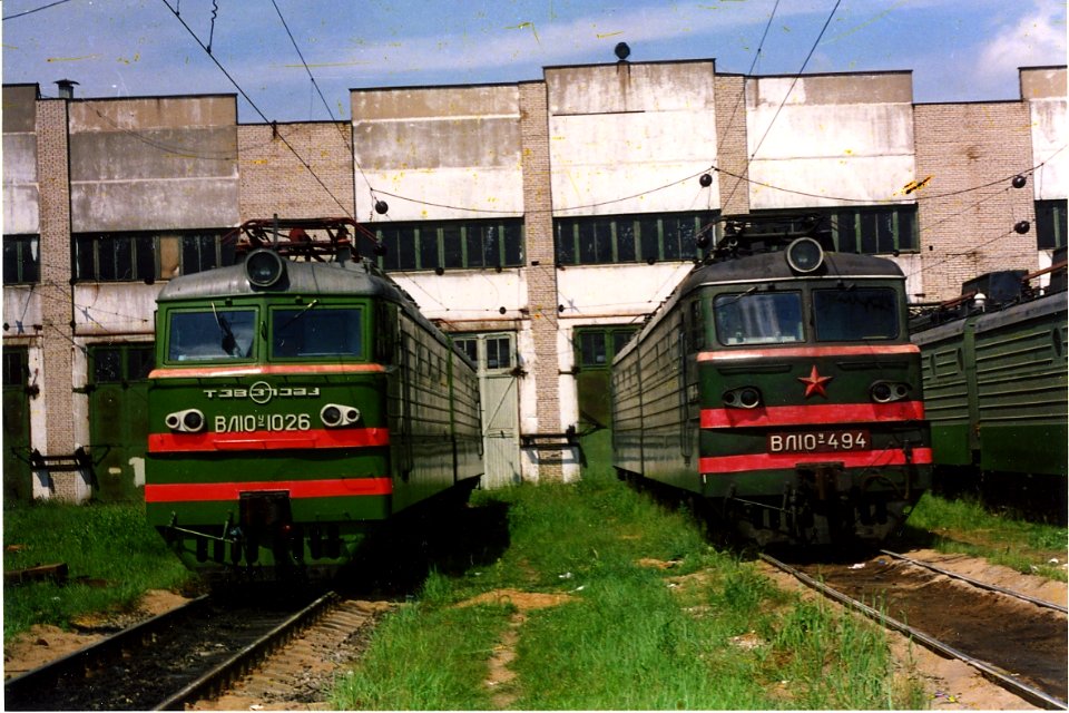 ВЛ10У-494,_Russia,_Moscow,_Bekasovo-Sorting_depot_(Trainpix_192542)