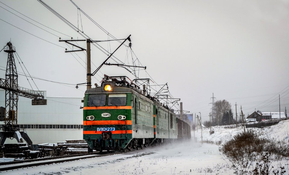 ВЛ10К-273,_Россия,_Кемеровская_область,_перегон_Бирюлинская_-_Барзас_(Trainpix_121797)