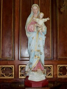 Église_Saint-Louis_de_Pont-Authou,_statue_N.D._du_Sacré-Coeur