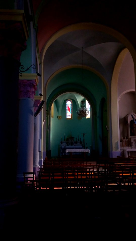 Église_Saint-Laurent_de_Rochemaure_-_intérieur