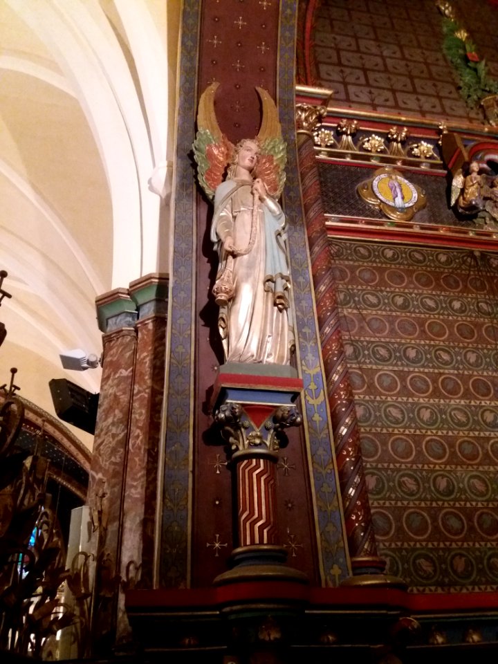 Église_Saint-Michel_de_Saint-Michel-de-Lanès_-_Chapelle_6_-_Statue