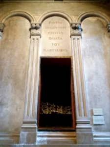 Église_Saint-Irénée_de_Lyon_-_Crypte_-_Ossuaire