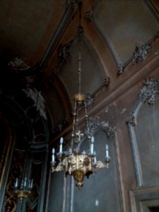 Église_Saint-Bruno-les-Chartreux_-_Lustre_d'une_chapelle