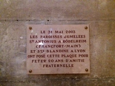 Église_Sainte-Blandine_de_Lyon_-_Plaque_commémorative_du_31_mai_2003