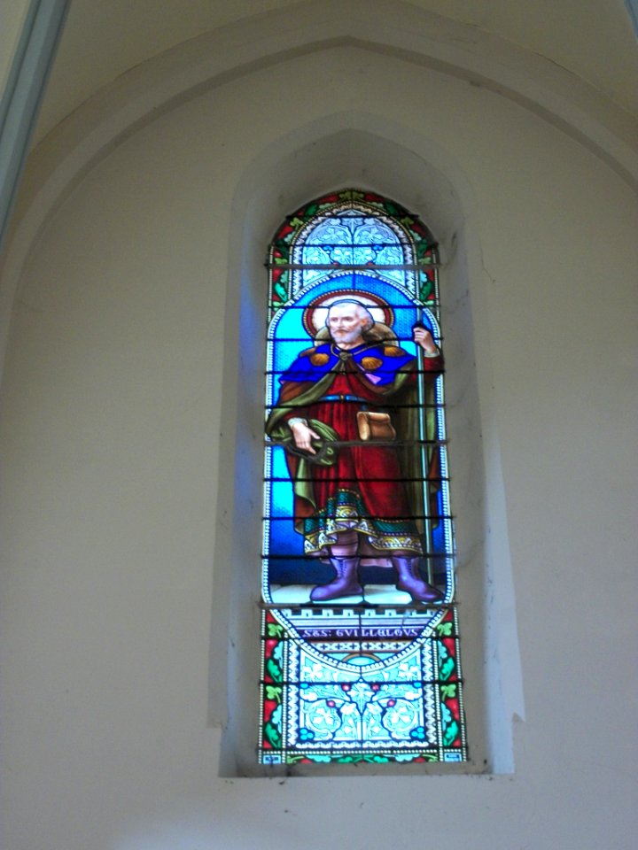 Église_Saint-Jean_l'Évangéliste_de_Bertren_vitraux_01