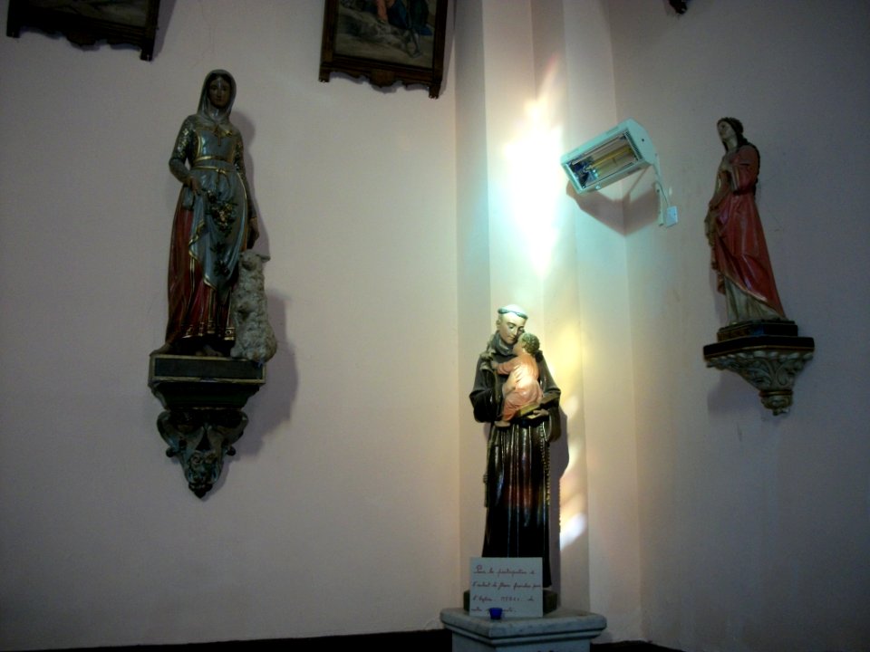 Église_Sainte-Colombe_de_Burgalays_06
