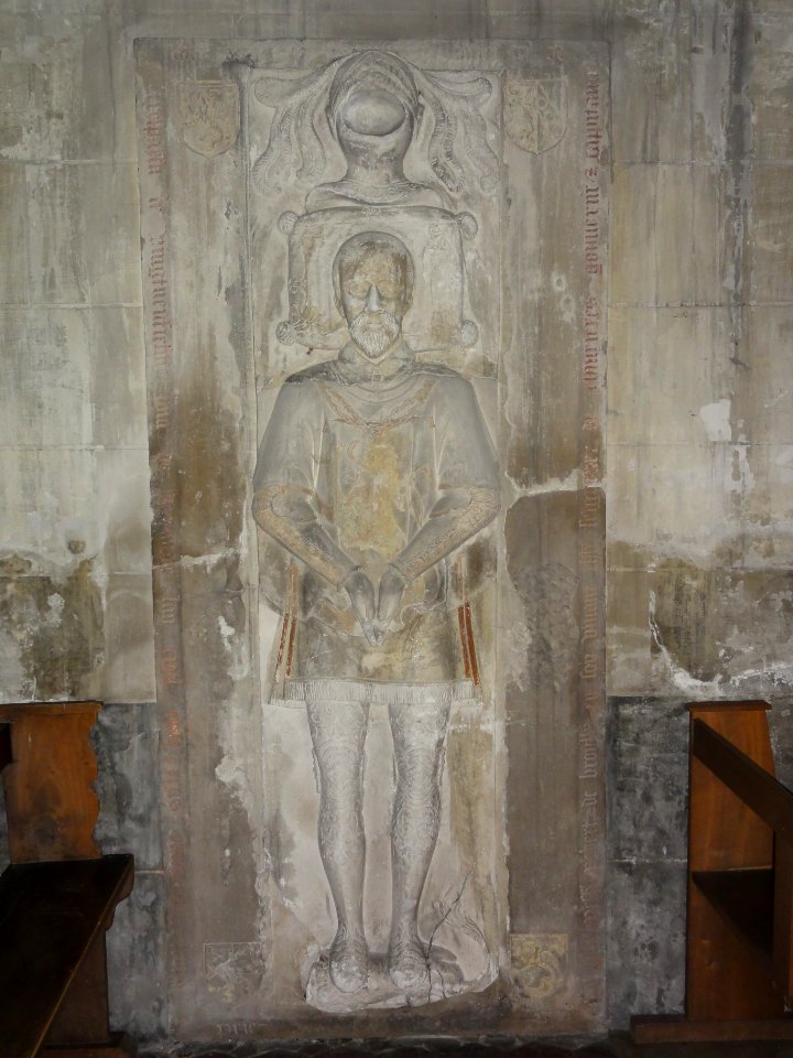 Église_Saint-Georges_de_Chevrières_(Oise)_deuxième_dalle_funéraire