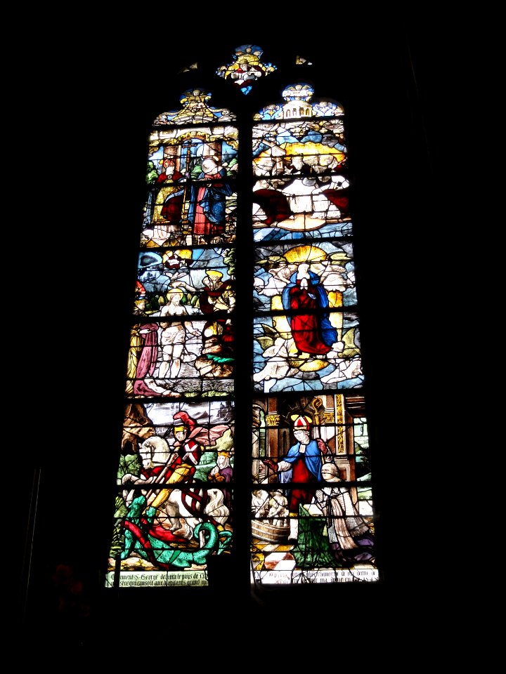 Église_Saint-Georges_de_Chevrières_(Oise)_vitrail_03