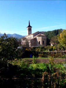 Église_Saint-Bonnet_de_Jaujac_-_Vue_depuis_le_château_de_Castrevieille