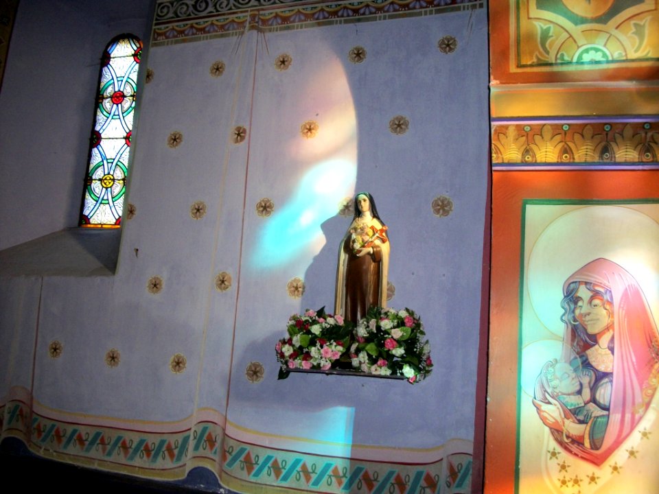 Église_Sainte-Colombe_de_Burgalays_19