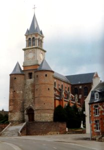 Église_Saint-Cyr-et-Sainte-Julitte_d'Origny-en-Thiérache_en_1991