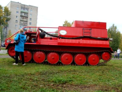Снегоболотоход_лесопожарный_гусеничный_ГАЗ-34039_(06)