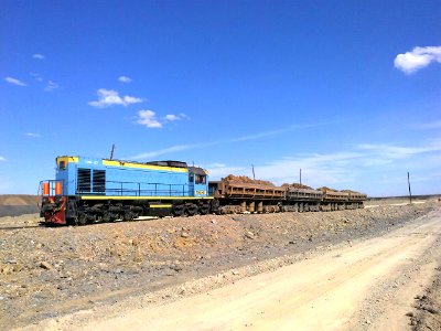 ТЭМ18-457,_Казахстан,_Карагандинская_область,_АО_"Шубарколь_комир",_карьер_(Trainpix_20491)