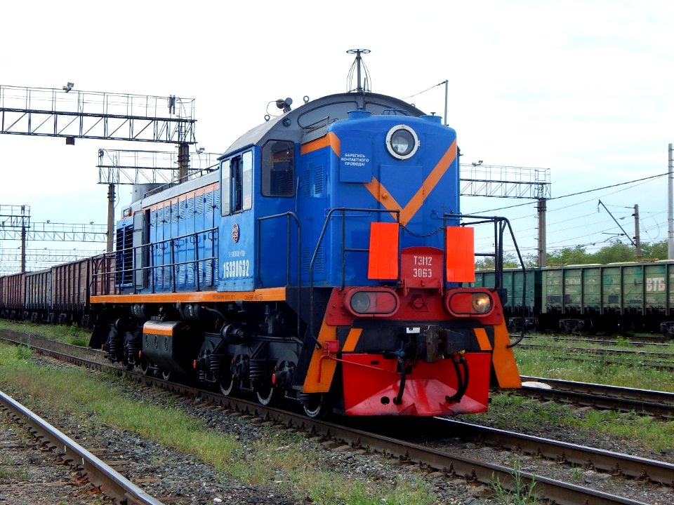 ТЭМ2-3063,_Russia,_Samara_region,_Oktyabrsk_station_(Trainpix_165466)