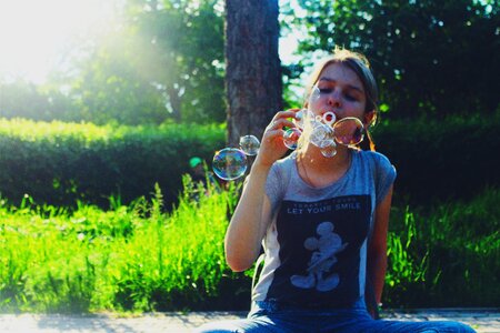 Soap bubbles heat friend