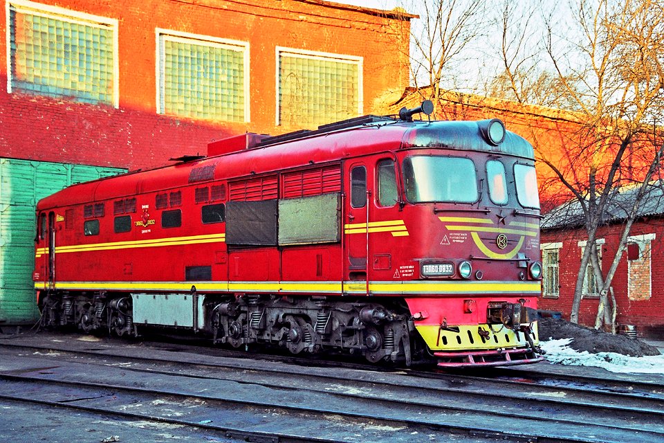 ТЭП60-0832,_Russia,_Saratov_region,_Saratov_depot_(Trainpix_191798)