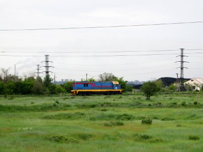 ТЭМ-KZ-0013,_Казахстан,_Карагандинская_область,_станция_Шахты_(Trainpix_134147)