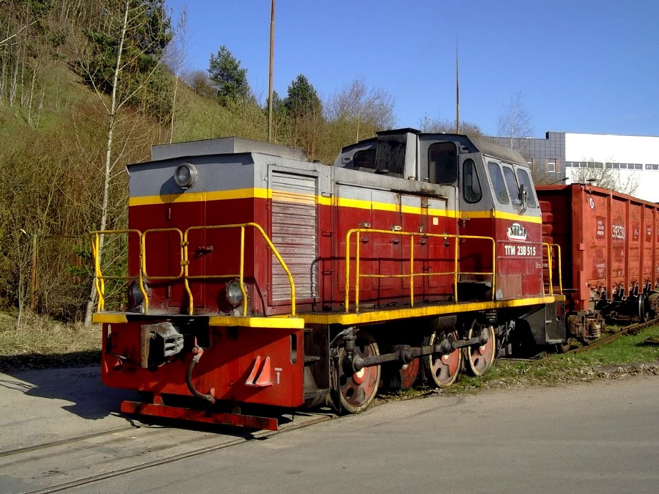 ТГМ23В48-515,_Литва,_Вильнюс,_подъездной_путь_от_станции_Вильнюс_(Trainpix_193503)