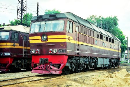 ТЭП70-0417,_Russia,_Saratov_region,_Saratov_depot_(Trainpix_169622)