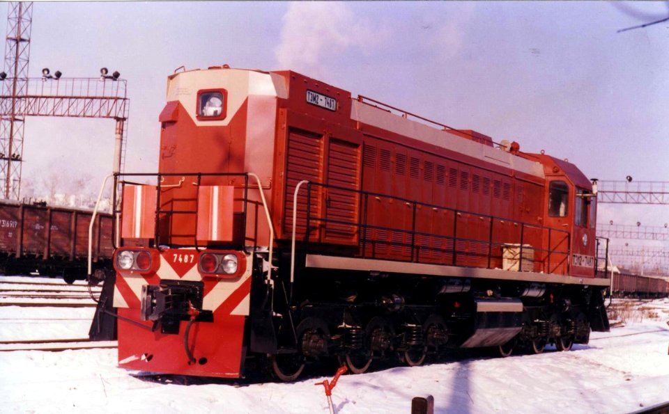 ТЭМ2-7487,_Россия,_Москва,_станция_Люблино_(Trainpix_208758)