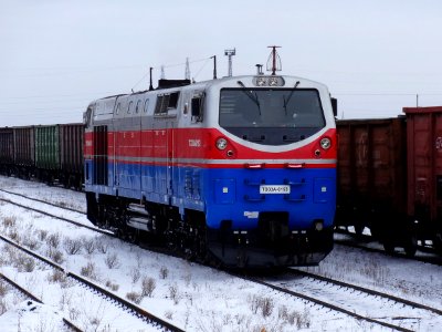 ТЭ33А-0153,_Казахстан,_Карагандинская_область,_станция_Распорядительная_(Trainpix_147370)