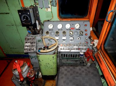 ТЭМ2-6073,_Россия,_Самарская_область,_ПТОЛ_Сызрань_(Trainpix_144035)