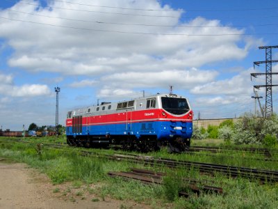 ТЭ33А-0153,_Казахстан,_Карагандинская_область,_станция_Распорядительная_(Trainpix_165630)