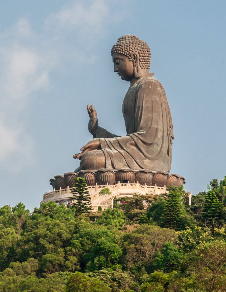 Serenity lotus 34 meters high