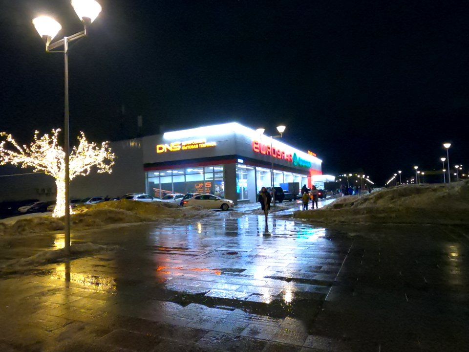 Магазин_Eurospar_у_метро_Юго-Восточная_2021-01_2
