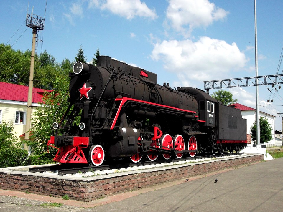 Л-2248,_Россия,_Владимирская_область,_станция_Муром-I_(Trainpix_65905)