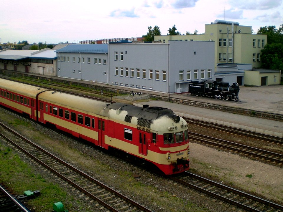Д1-760,_Литва,_Шяуляйский_уезд,_станция_Шяуляй_(Trainpix_149266)
