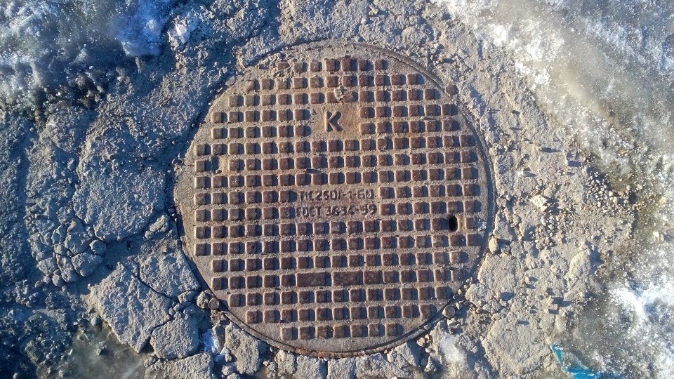 Каменск-Шахтинский-Канализ_люк(55)