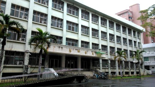 嘉中学生寮