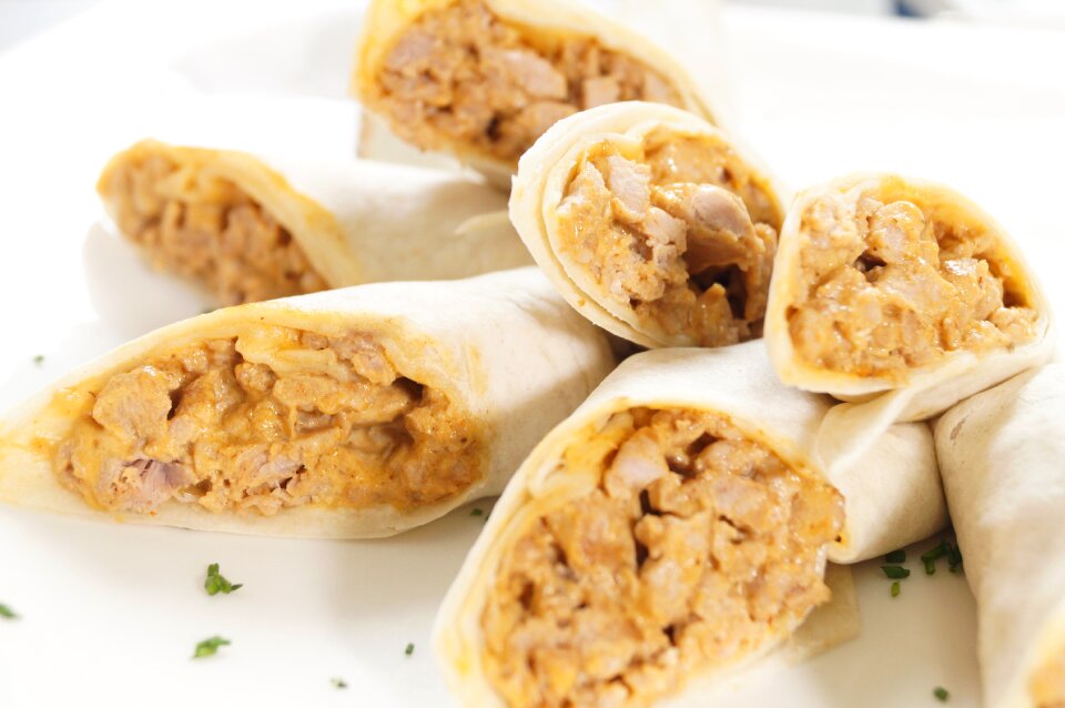 Taquitos plugs flour tortillas