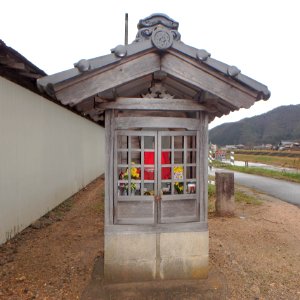 兵庫県豊岡市出石町福住（堀川橋西詰）の地蔵堂1