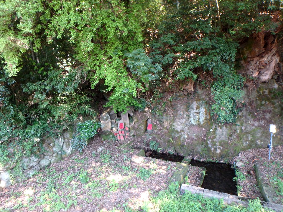 兵庫県豊岡市日高町上石「長楽寺」近接の地蔵