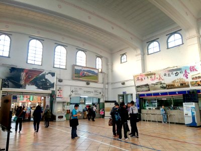 嘉義駅コンコース1