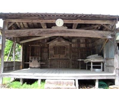 兵庫県豊岡市出石町三木の舞台状建物