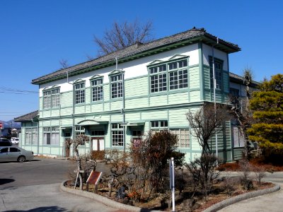 上田蚕種協業組合事務棟