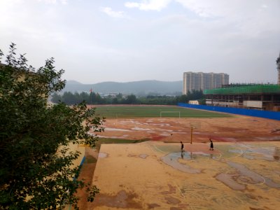 东平高级中学操场