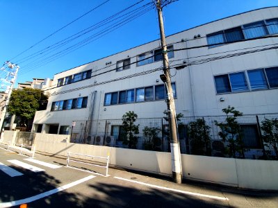 港区立赤坂中学校