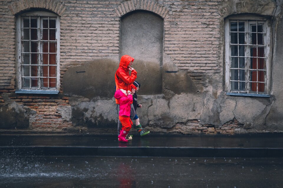 Eople street kids
