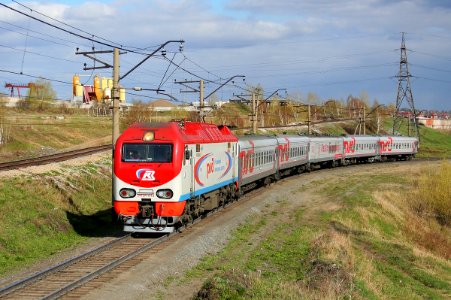 ЭП2К-018,_Россия,_Томская_область,_перегон_Томск-I_-_Томск-II_(Trainpix_15005)
